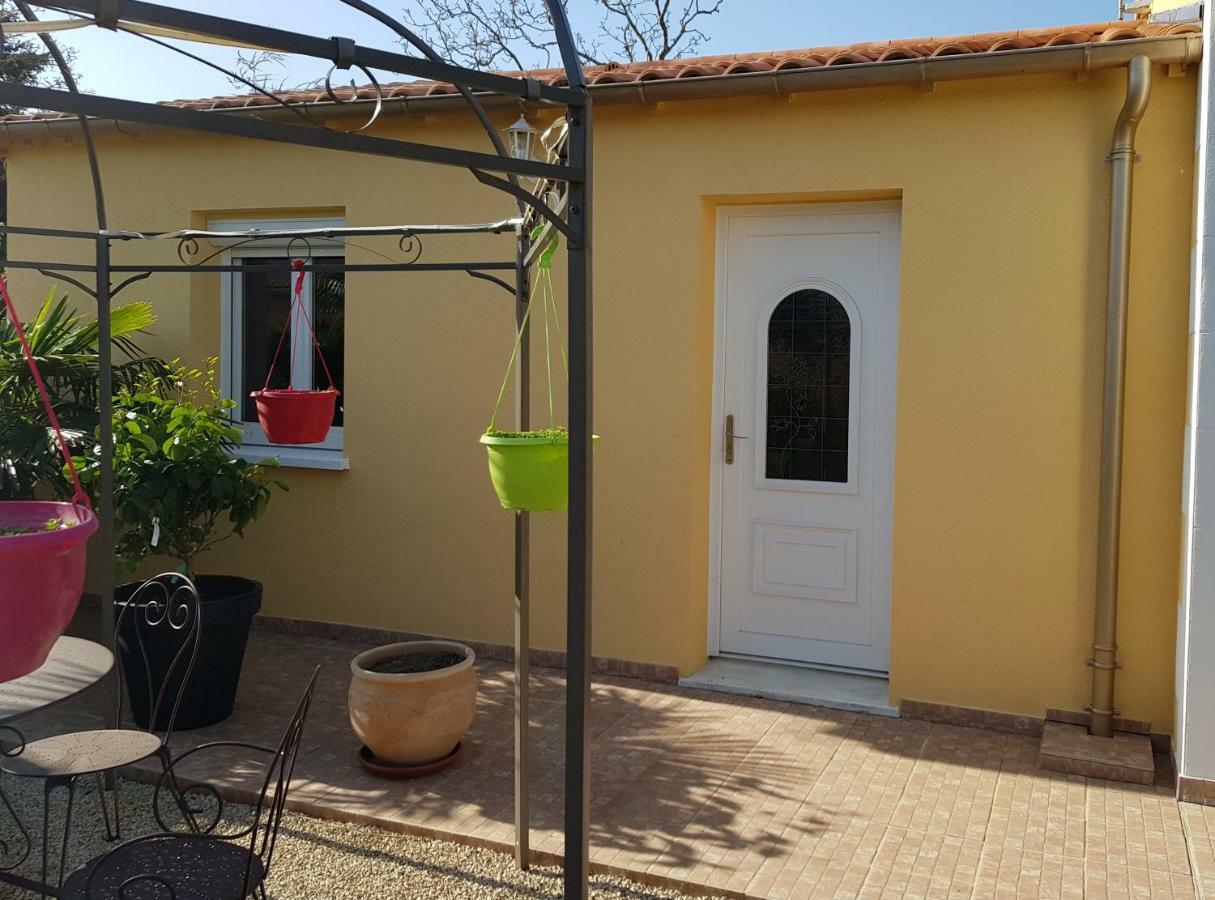 19 Rue Du Cadran Daire Montmorillon Dış mekan fotoğraf