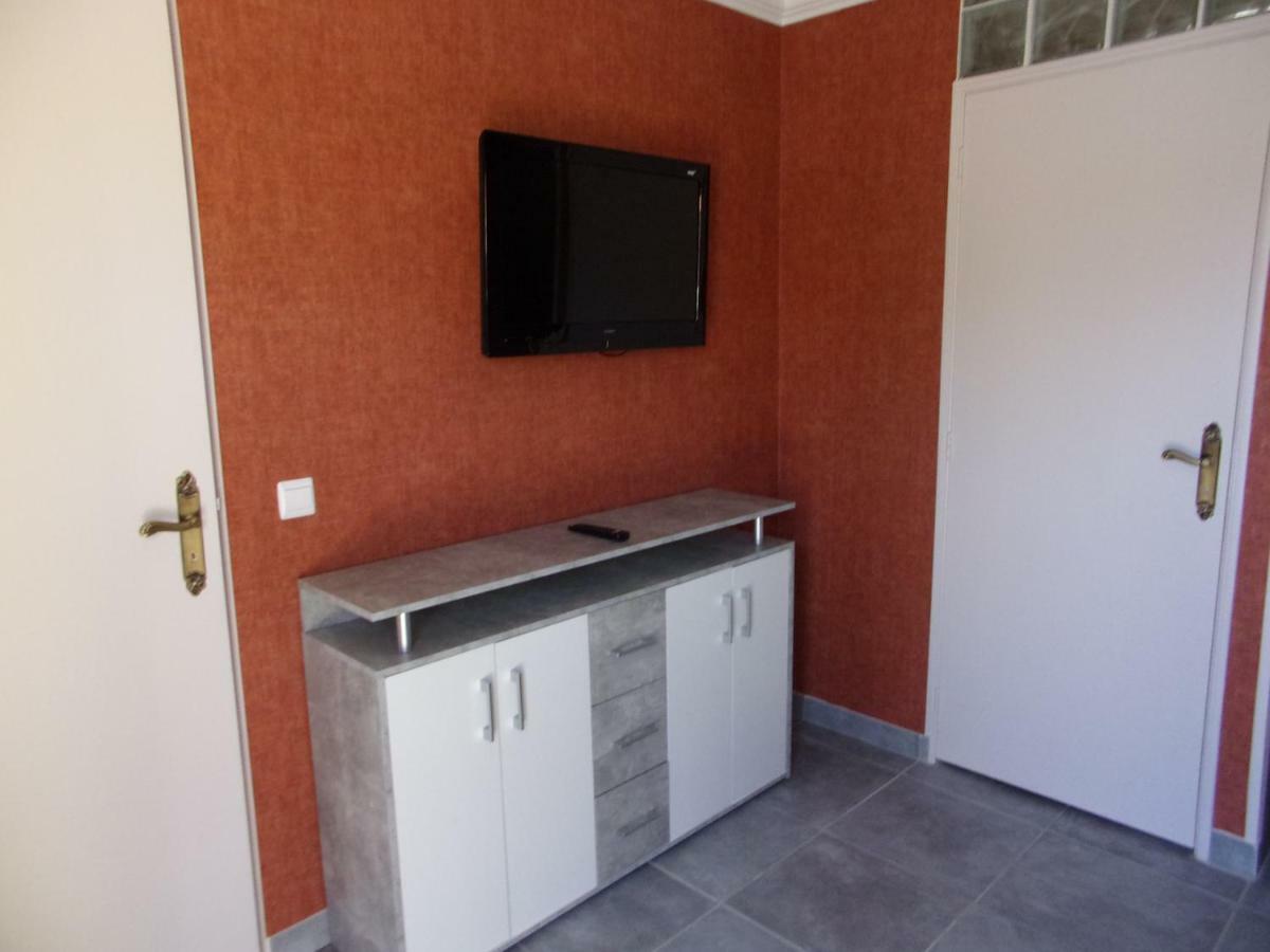 19 Rue Du Cadran Daire Montmorillon Dış mekan fotoğraf